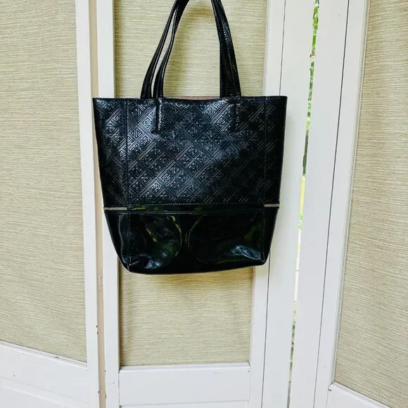 Relic by Fossil Black Tote Bag Patent Leather Tassel Purse Large Handbag - Picture 5 of 9